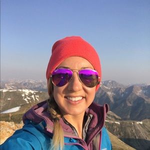 Meet your Posher, Megan